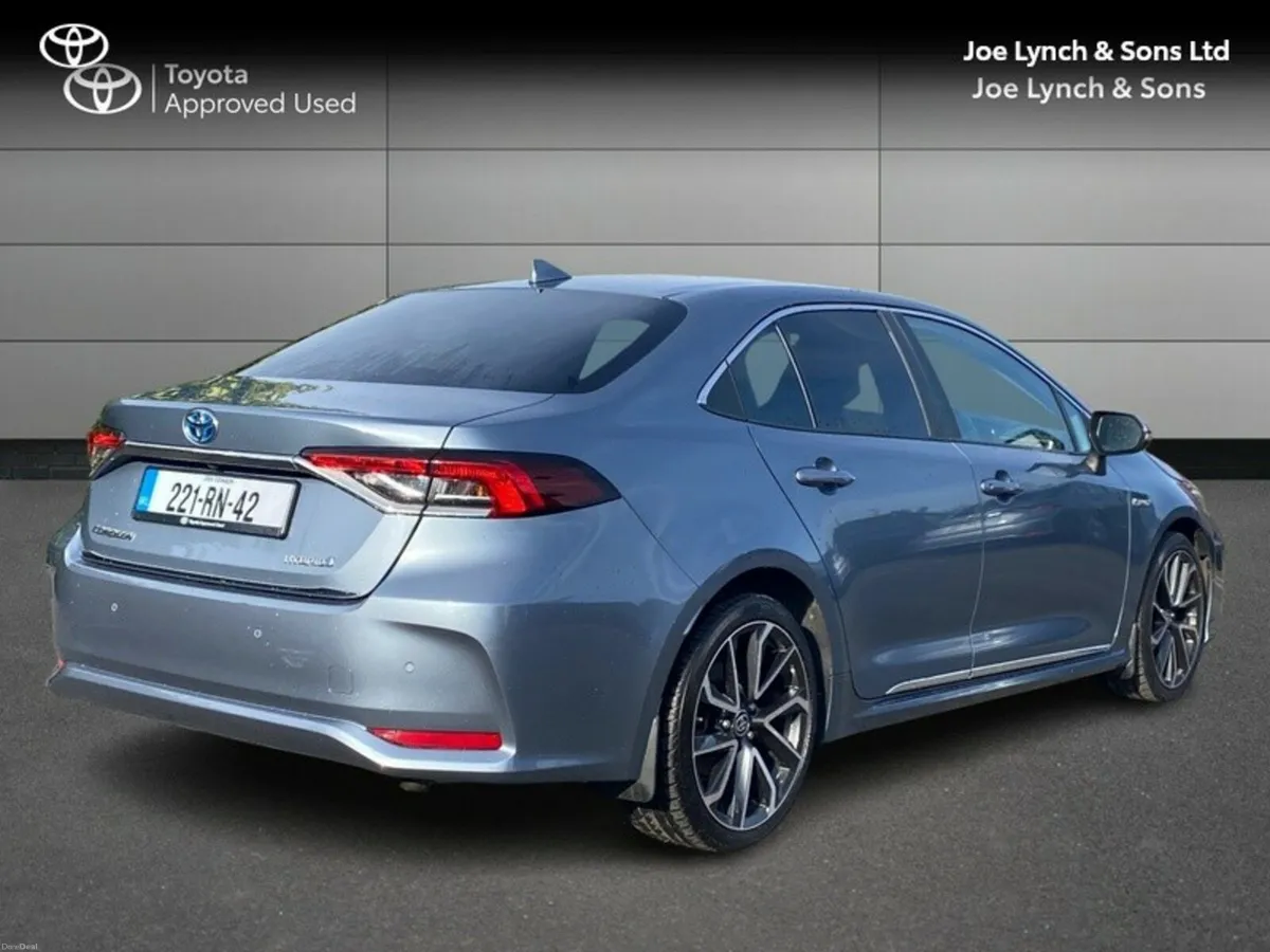 Toyota Corolla COROLLA HYBRID SOL SALOON - Image 2