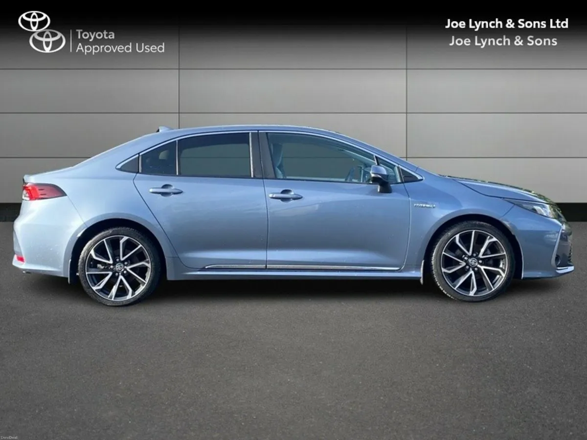Toyota Corolla COROLLA HYBRID SOL SALOON - Image 3