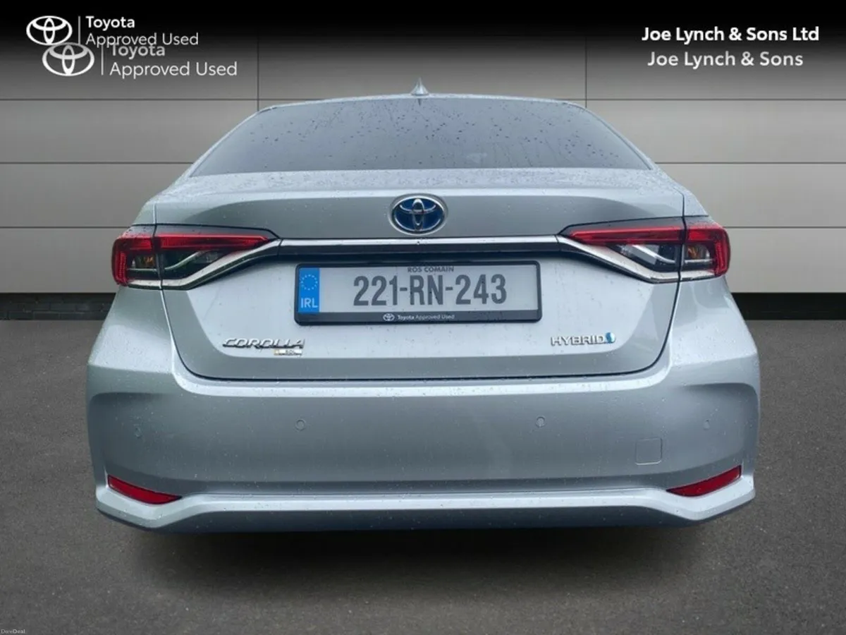 Toyota Corolla COROLLA HYBRID SOL SALOON - Image 4