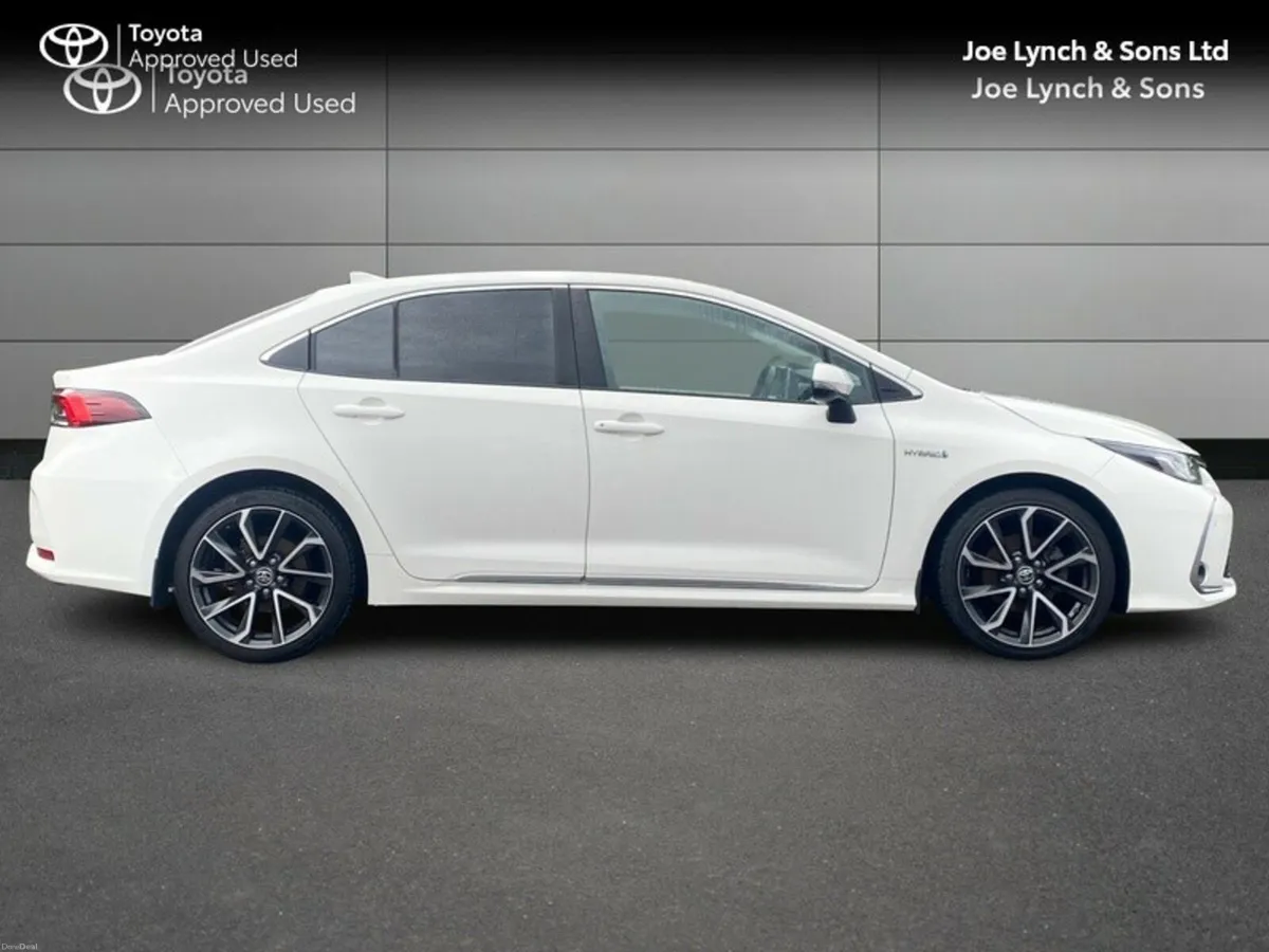 Toyota Corolla COROLLA HYBRID SOL SALOON - Image 3