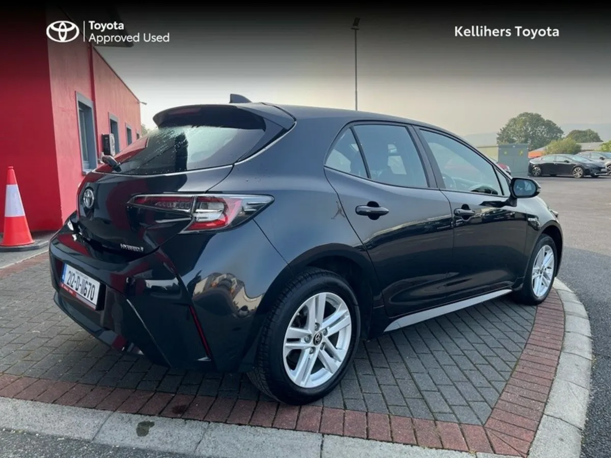 Toyota Corolla COROLLA HYBRID LUNA H/B - Image 2