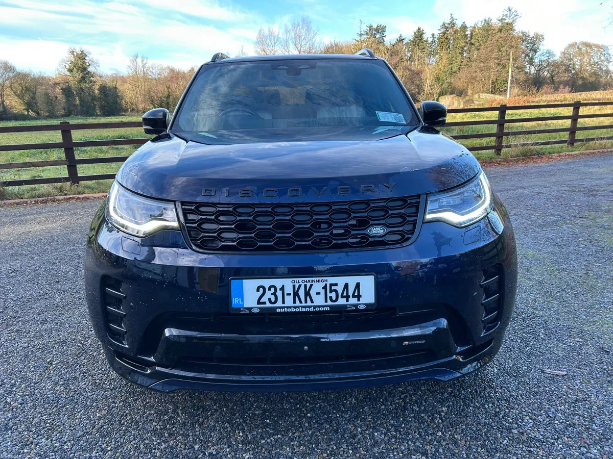 2023 Landrover Discovery 3.0 HSE R-Dynamic 7seater - Image 2