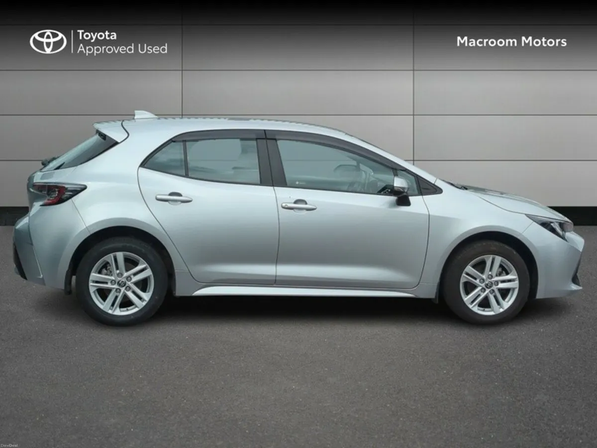 Toyota Corolla FRESH SELECTION OF TRADE-INS COROLL - Image 3