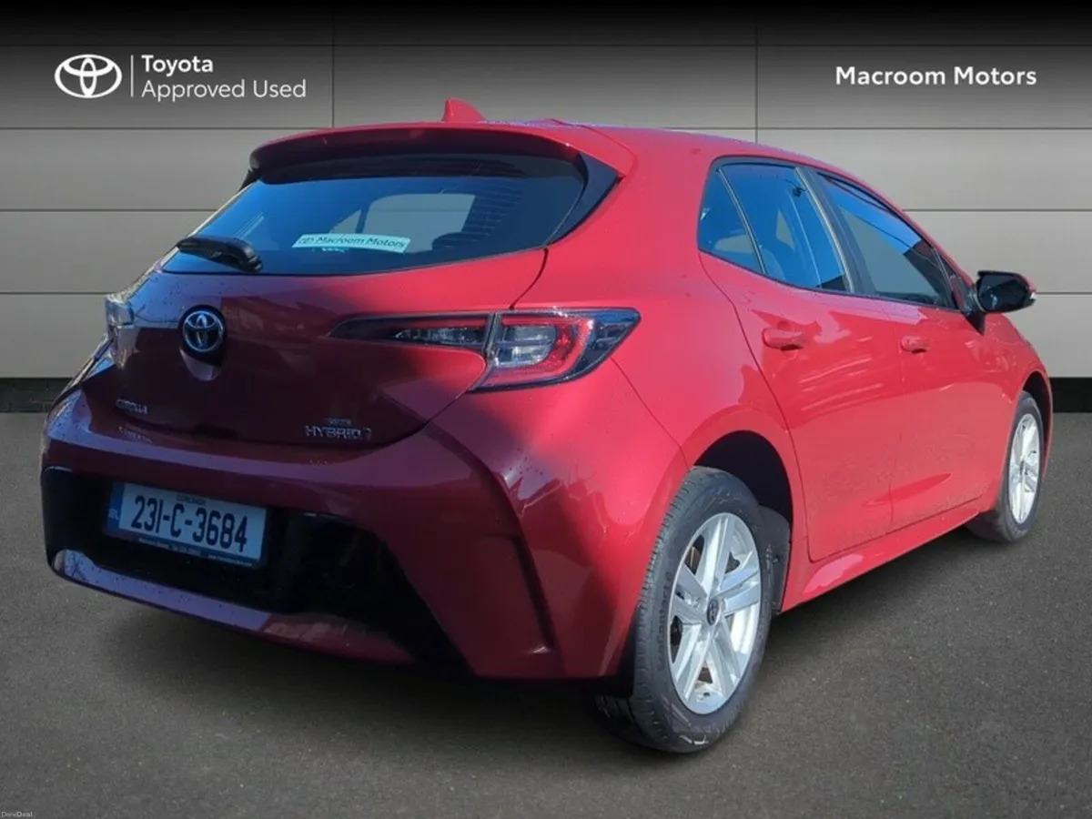 Toyota Corolla FRESH SELECTION OF TRADE-INS COROLL - Image 2