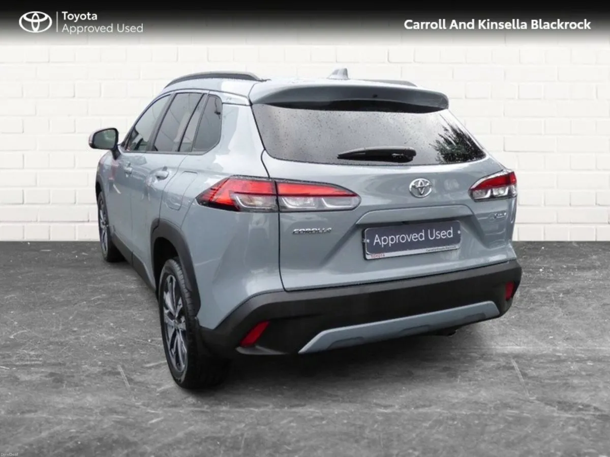 Toyota Corolla Cross Hybrid Sport - Image 2