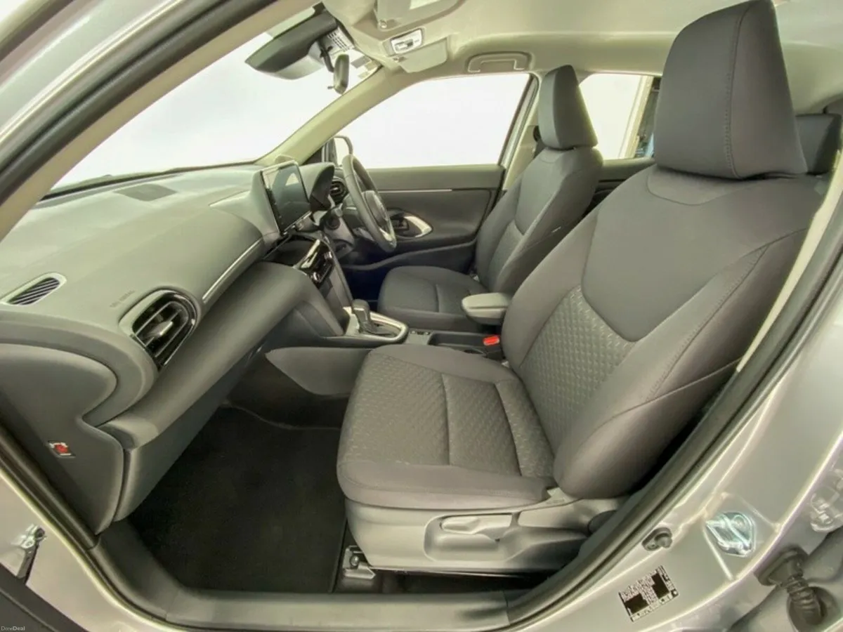 Toyota Yaris Cross Luna Hybrid - Image 6