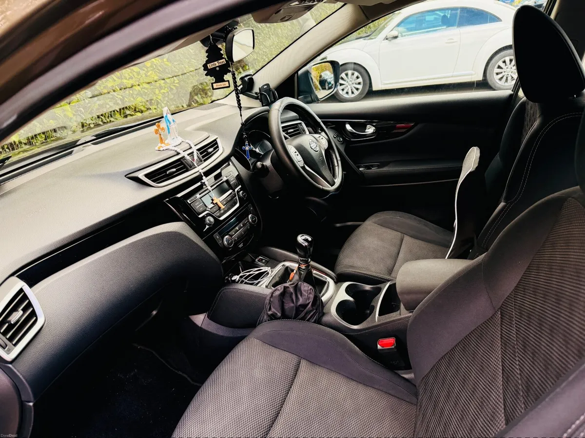 🔥Nissan Qashqai 2014 SUV 1.5 DCI ACENTA 5DR🔥 - Image 4