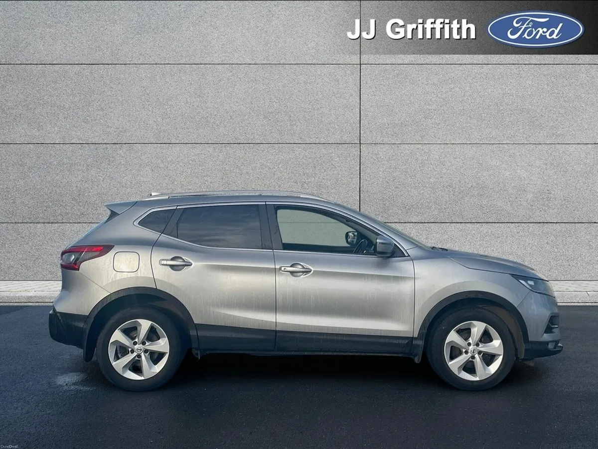 Nissan Qashqai 1.3 PET SV DCT - Image 3