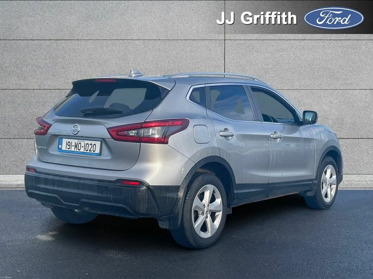 Nissan Qashqai 1.3 PET SV DCT - Image 4