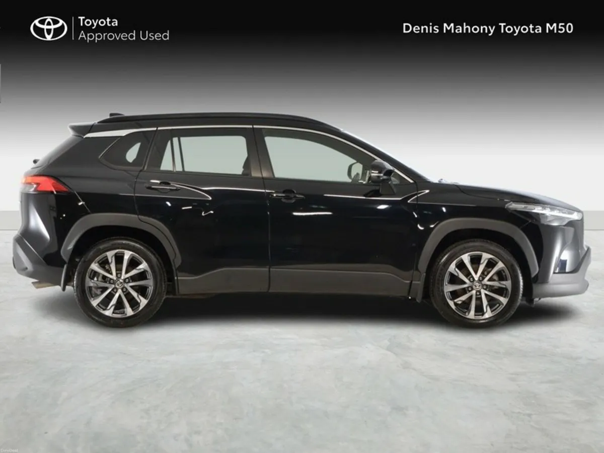 Toyota Corolla Cross Hybrid Sport - Image 3