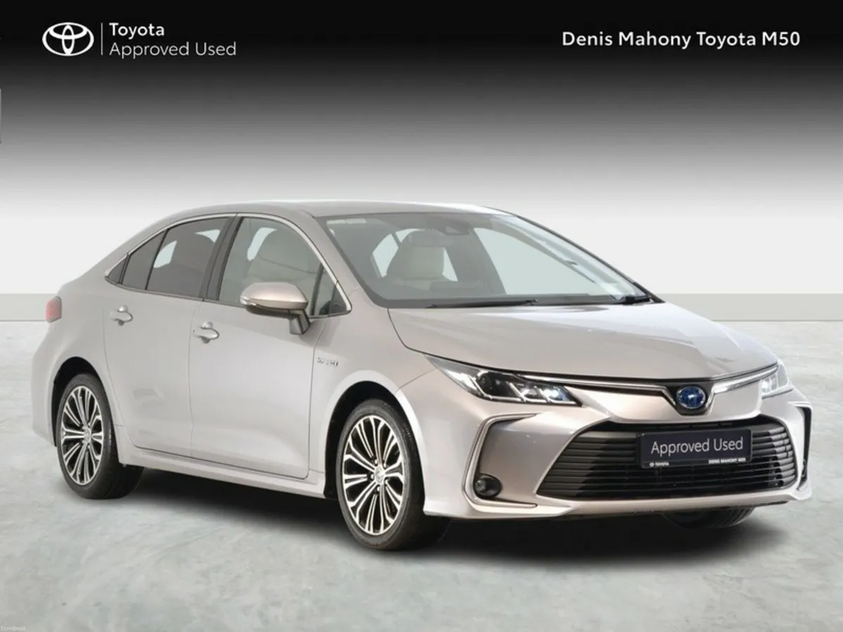 Toyota Corolla Hybrid Luna Sport Auto - Image 1
