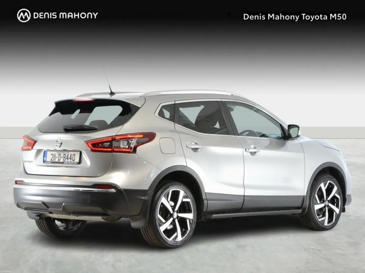 Nissan Qashqai SV Premium - Image 2