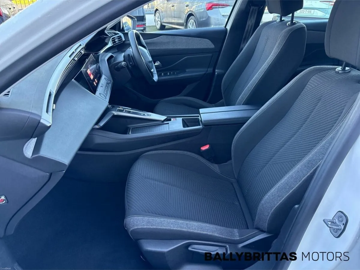 Peugeot 308 1.2 Puretech 130bhp Auto - Image 6