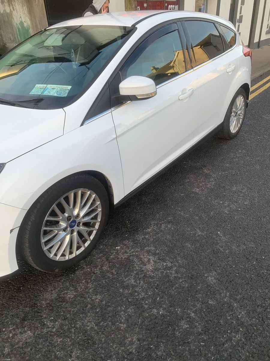 Ford focus - Image 2
