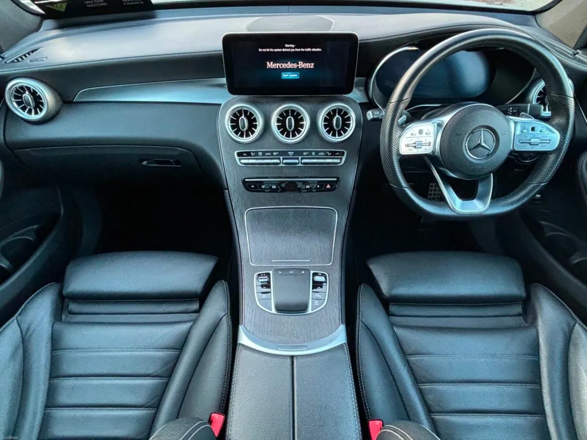 Mercedes-Benz GLC SUNROOF 300DE AMG LINE PREMIUM P - Image 2