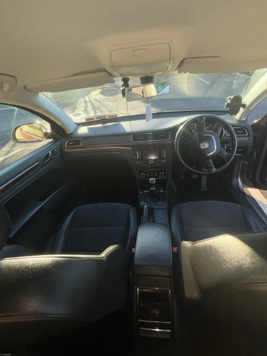 2013 Skoda Superb Estate 1.6L Diesel - Image 3