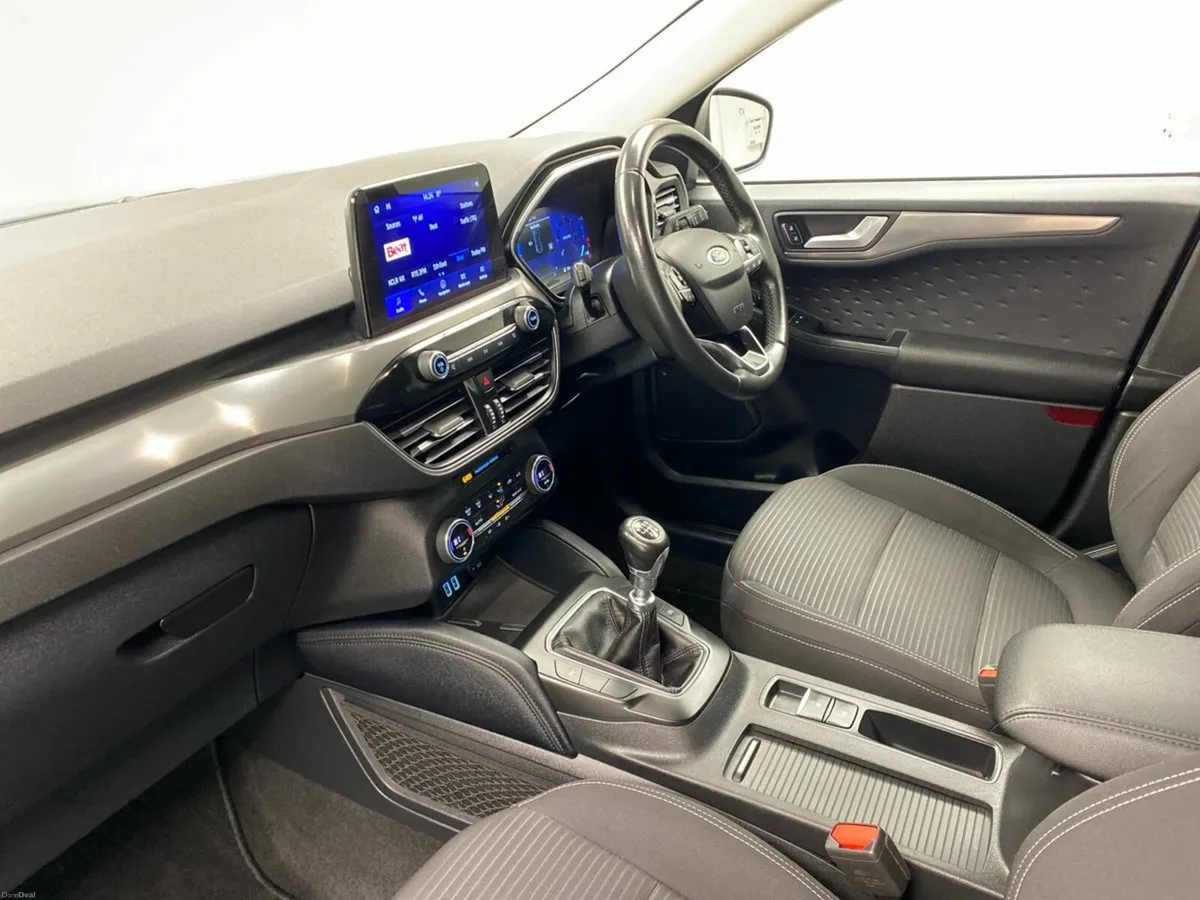 Ford Kuga 2.0 EcoBlue 150PS mHEV Titanium - Image 3