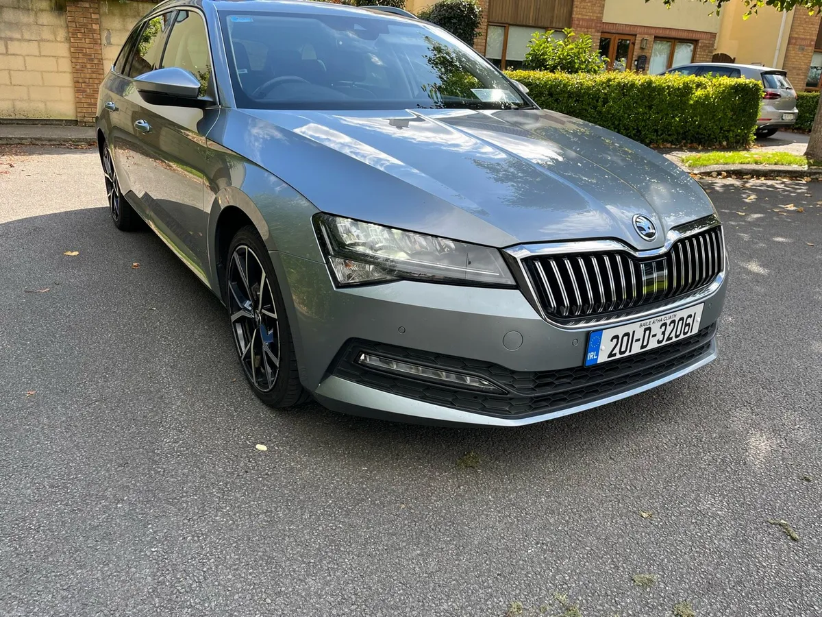Skoda Superb Automatic Diesel Just Serviced - Image 2