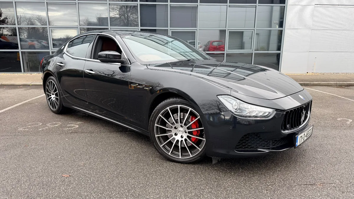 17 Maserati Ghibli 3.0 V6  ***Petrol Automatic *** - Image 6