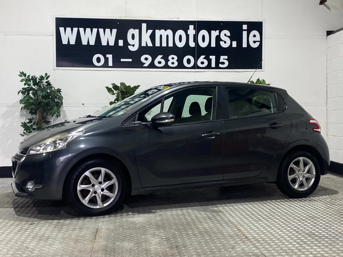 Peugeot 208 2013//DIESEL//LOW KLMS/// - Image 3