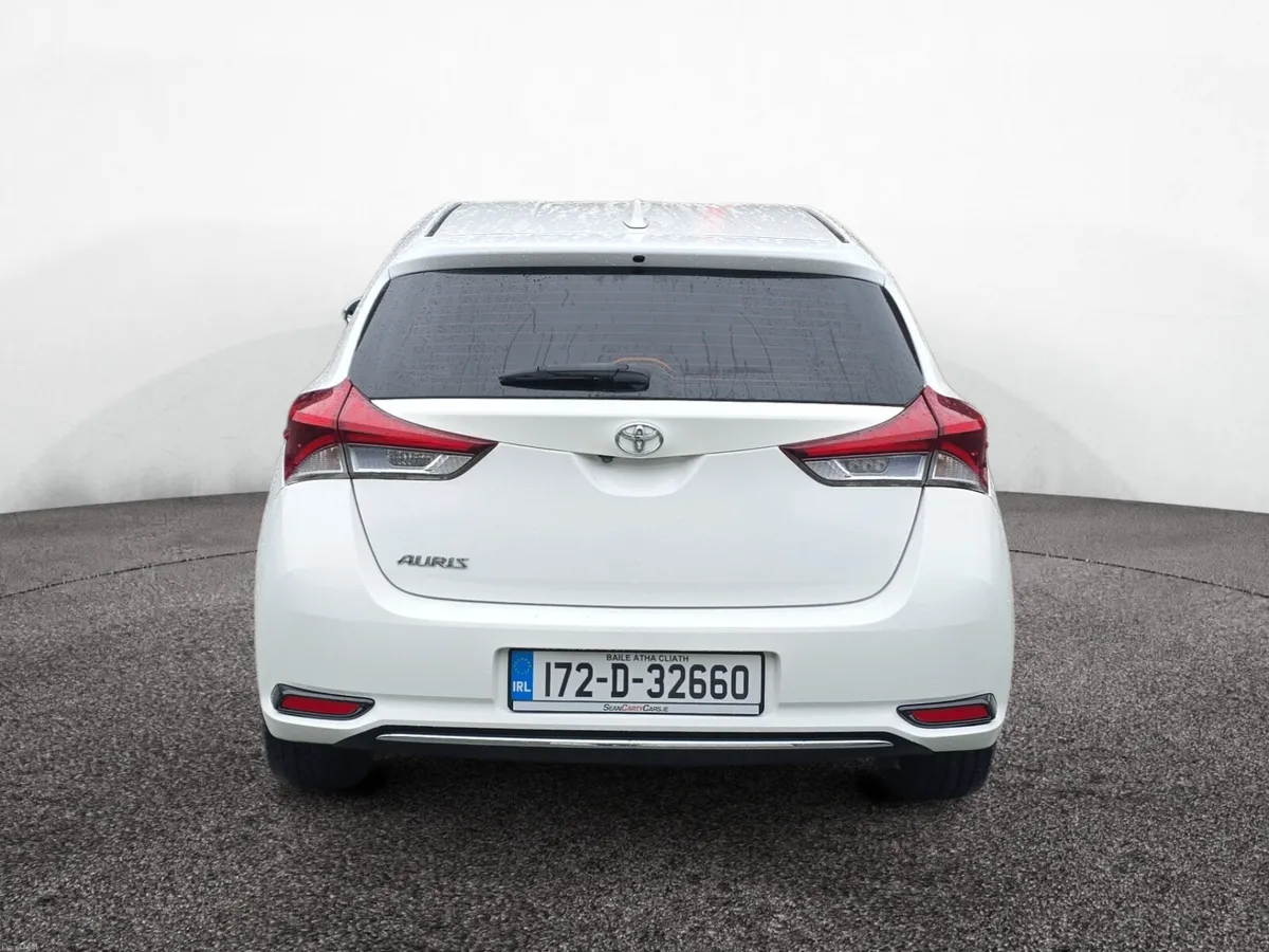 Toyota Auris 2017 Manual - Image 4