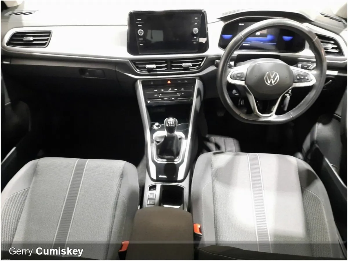 Volkswagen T-Roc 1.0 TSI 110HP Life - Image 2
