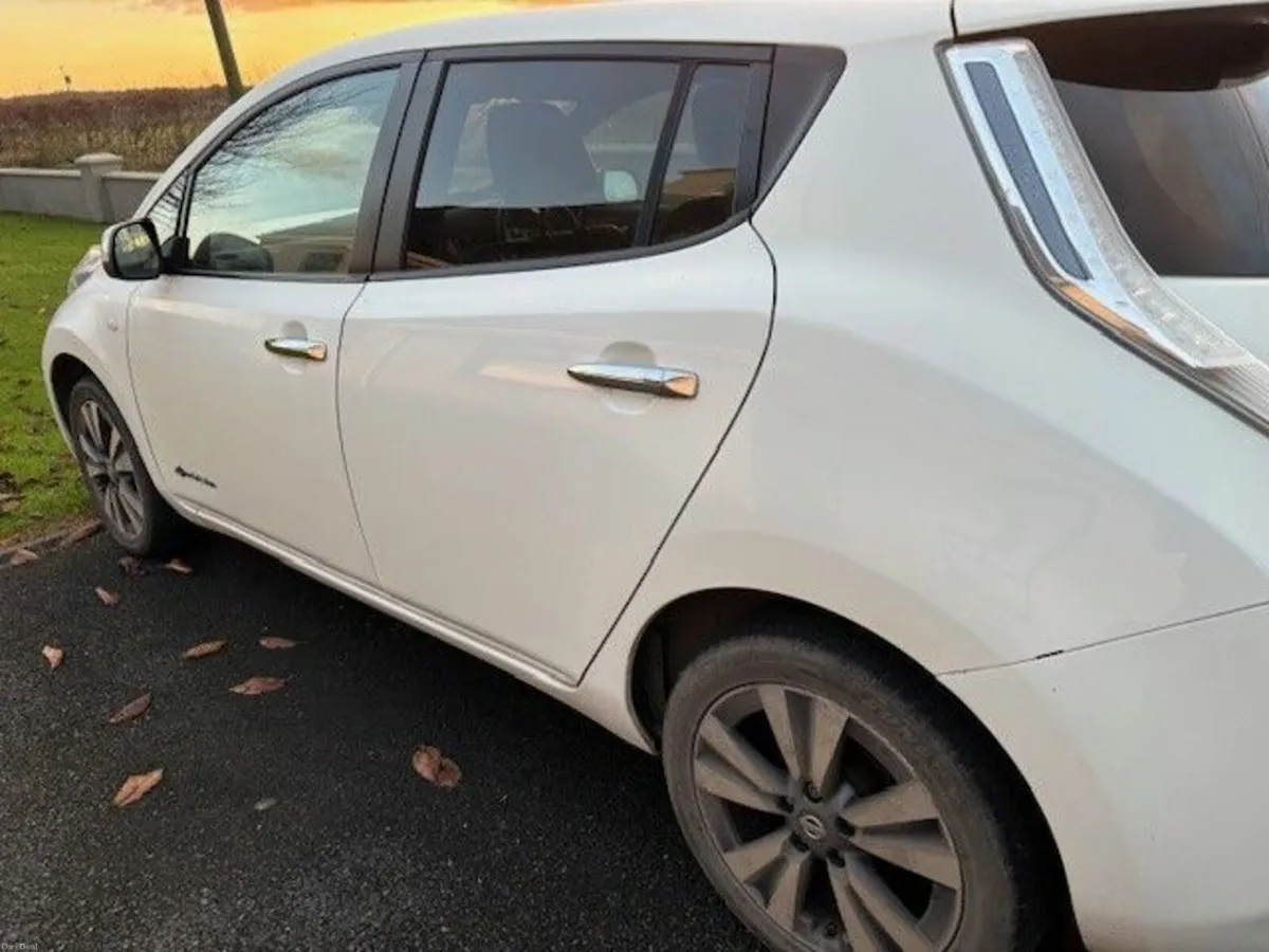 Nissan Leaf 2015 - Image 3