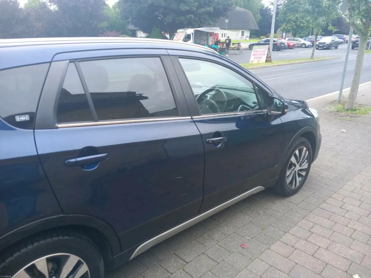 SUZUKI S-CROSS - Image 4