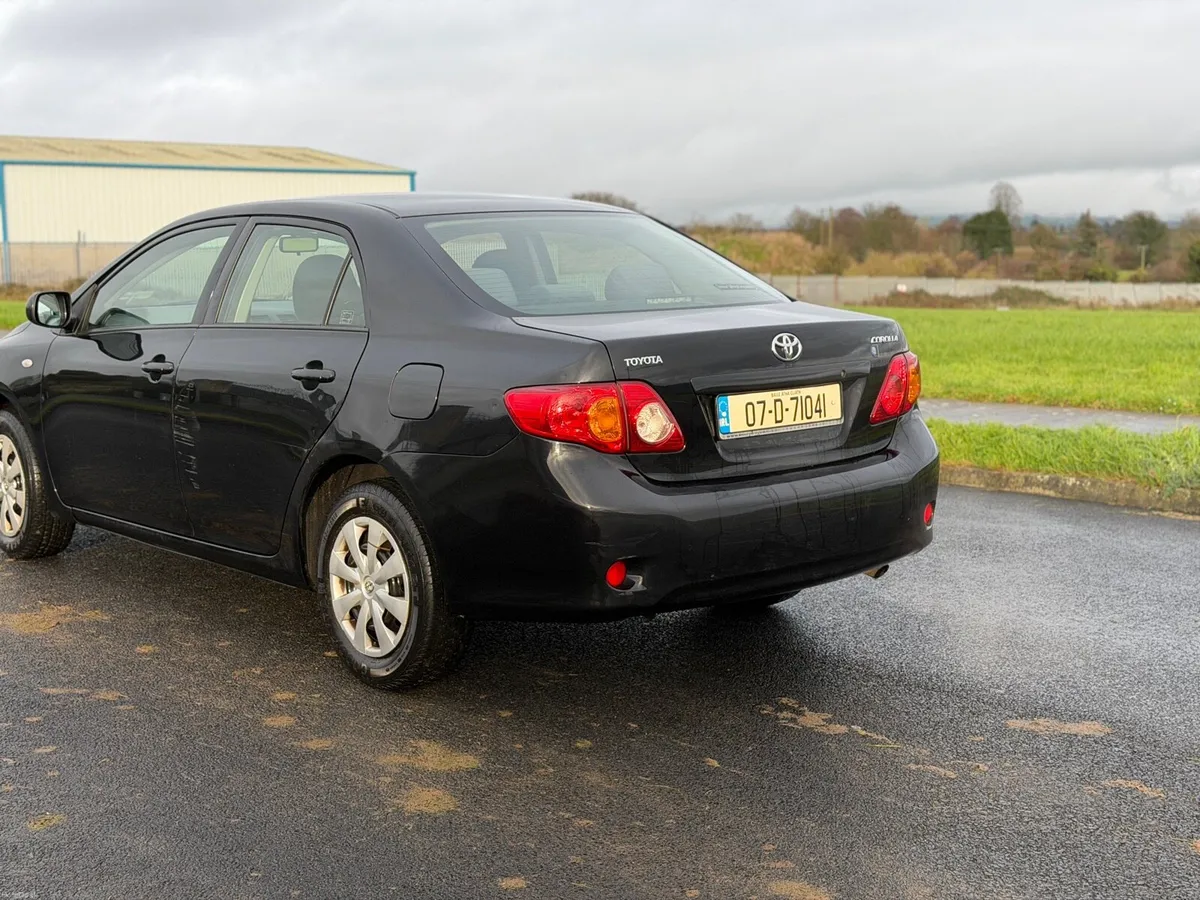 2007 Toyota Corolla - Image 4