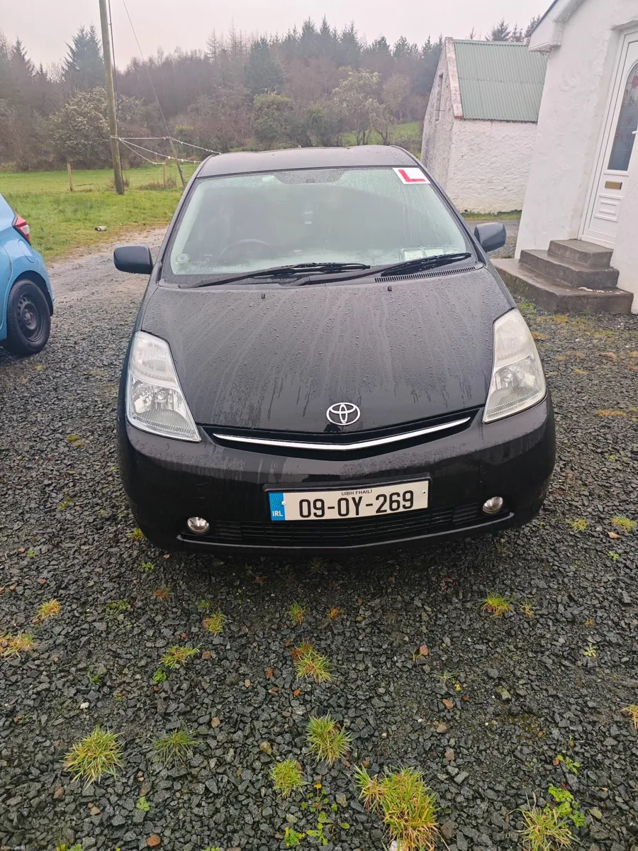 Toyota Prius 2009 - Image 2