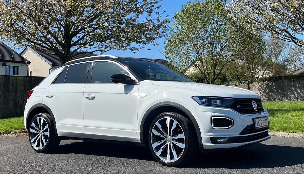VW TROC R-line Full Spec Petrol 1.5 TSI sunroof - Image 1