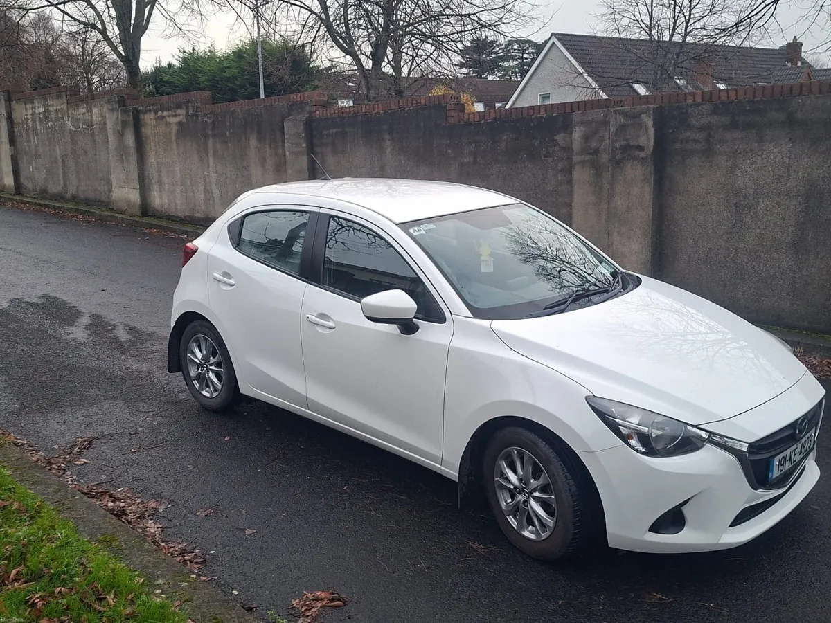 Mazda 2 - Image 1