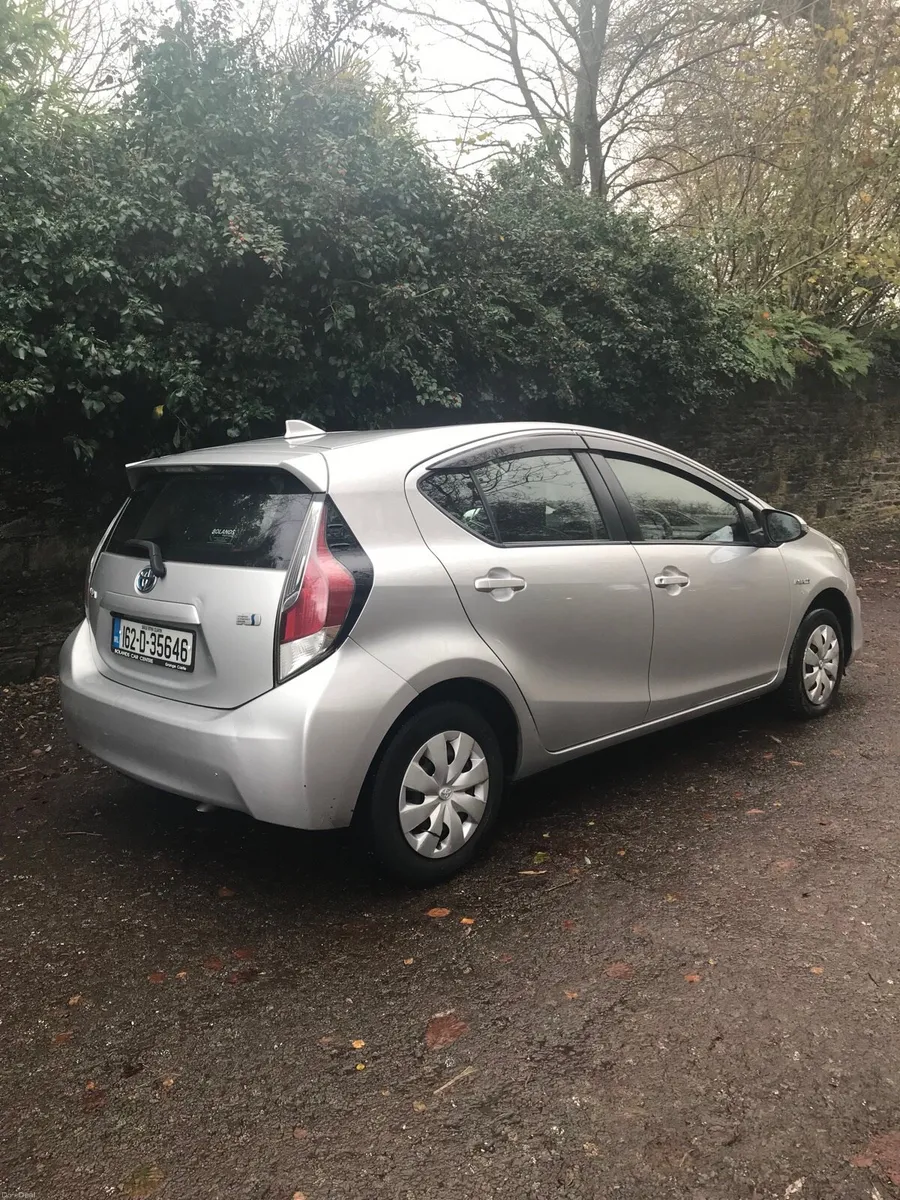 Toyota Aqua - Image 3