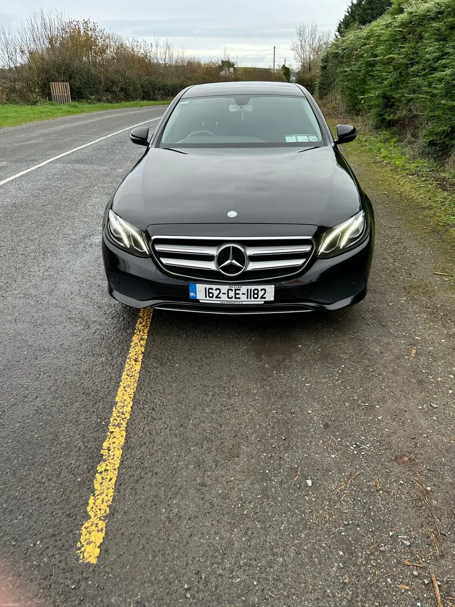 Mercedes Benz - Image 1