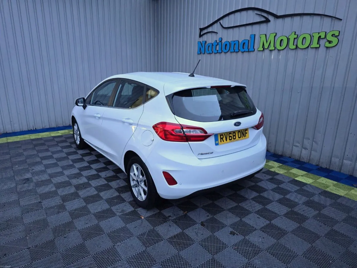2018 Ford Fiesta 1.0 Petrol ZETEC - Image 5