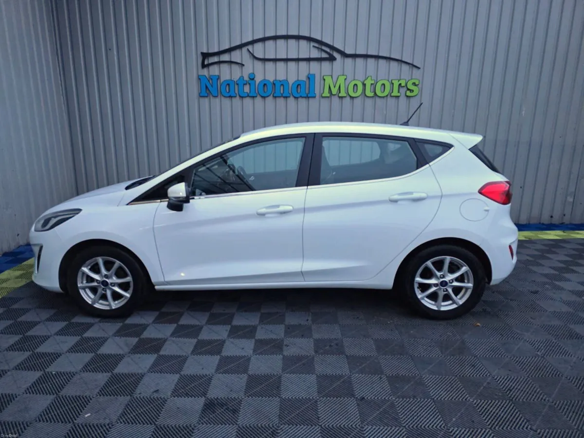 2018 Ford Fiesta 1.0 Petrol ZETEC - Image 6