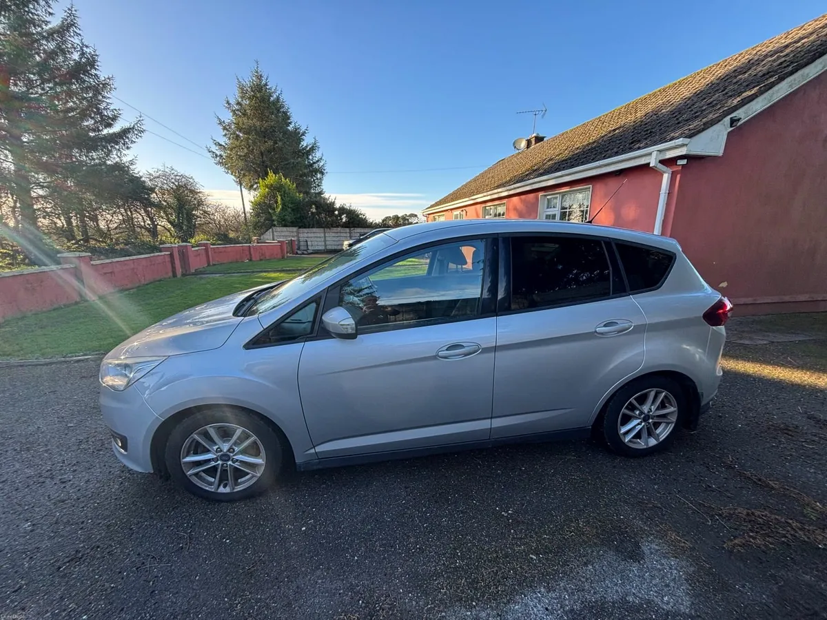 Ford C-Max 2016 service history tested - Image 1