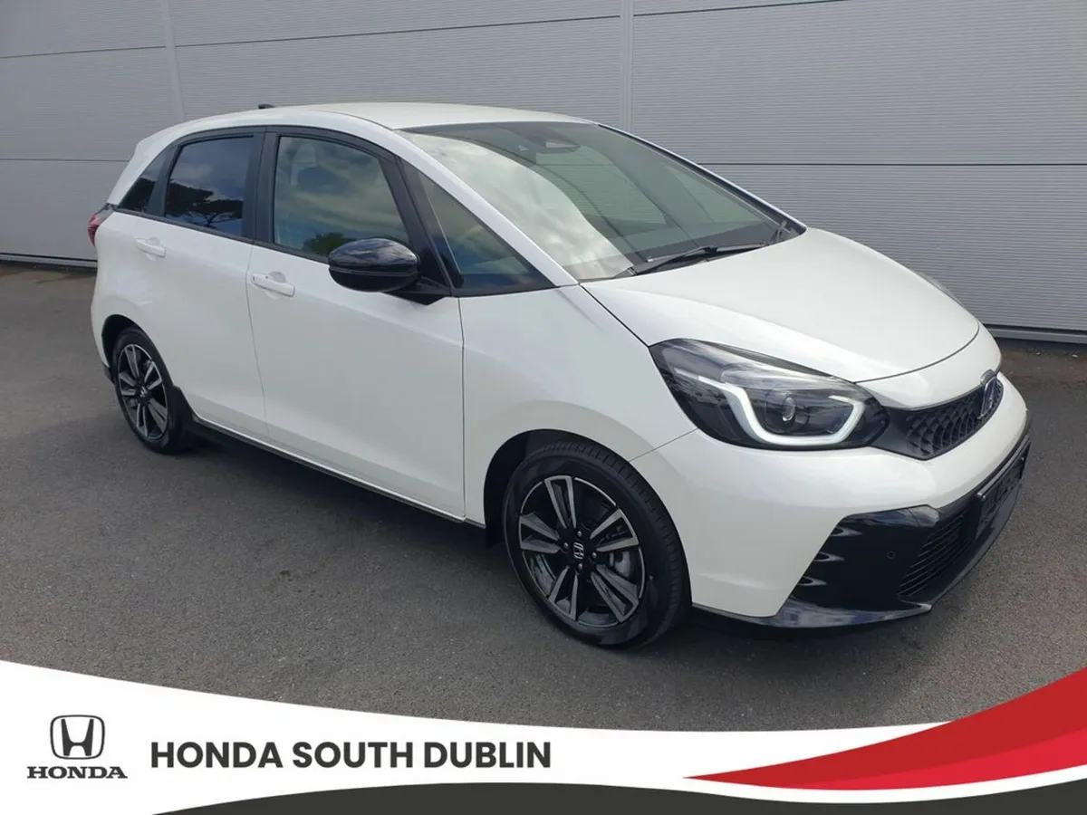 Honda Jazz "Advance Sport" Model Hybrid Automatic - Image 3