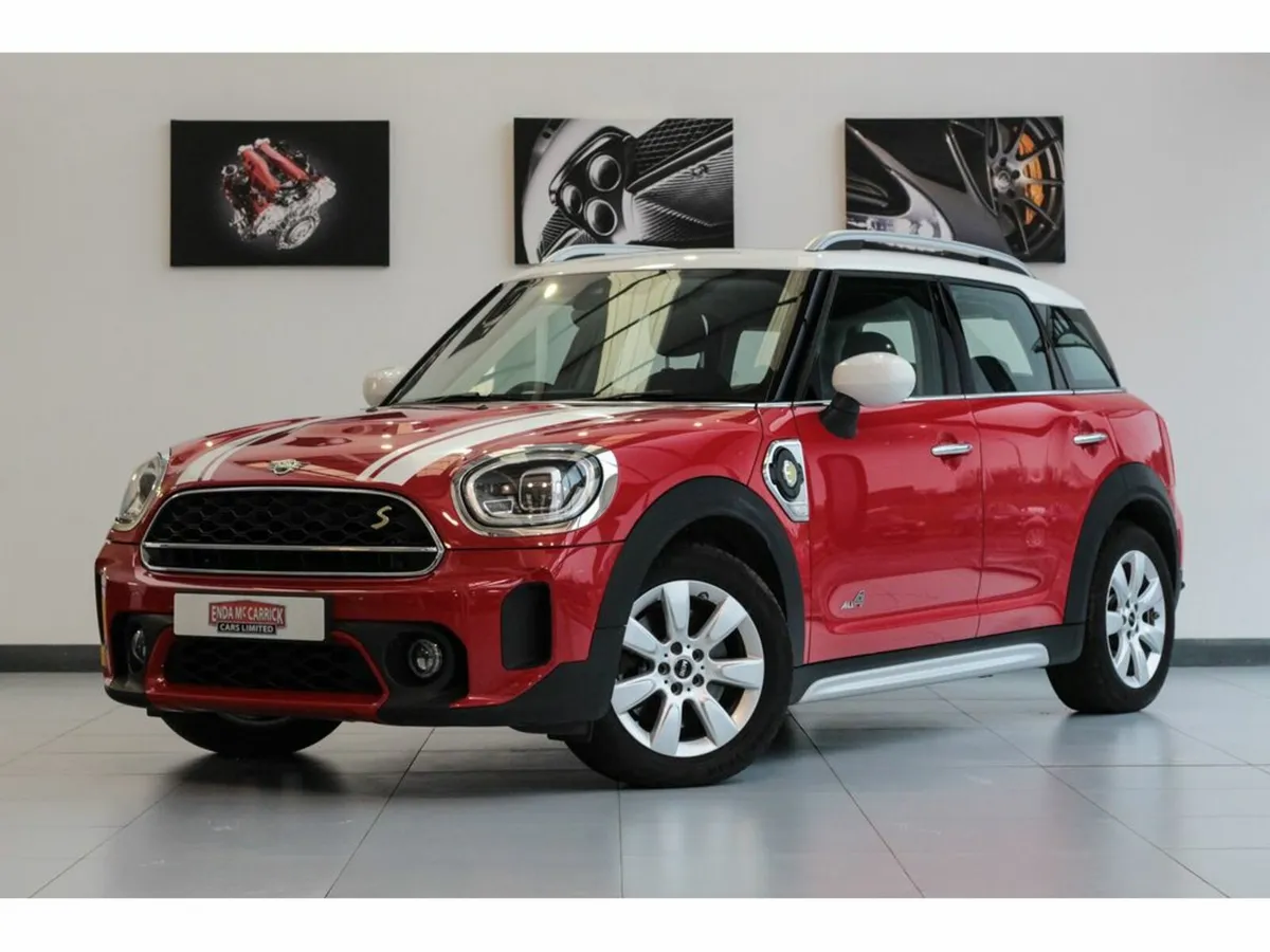 Mini Countryman Cooper S E ALL4 CLASSIC PHEV - Image 1