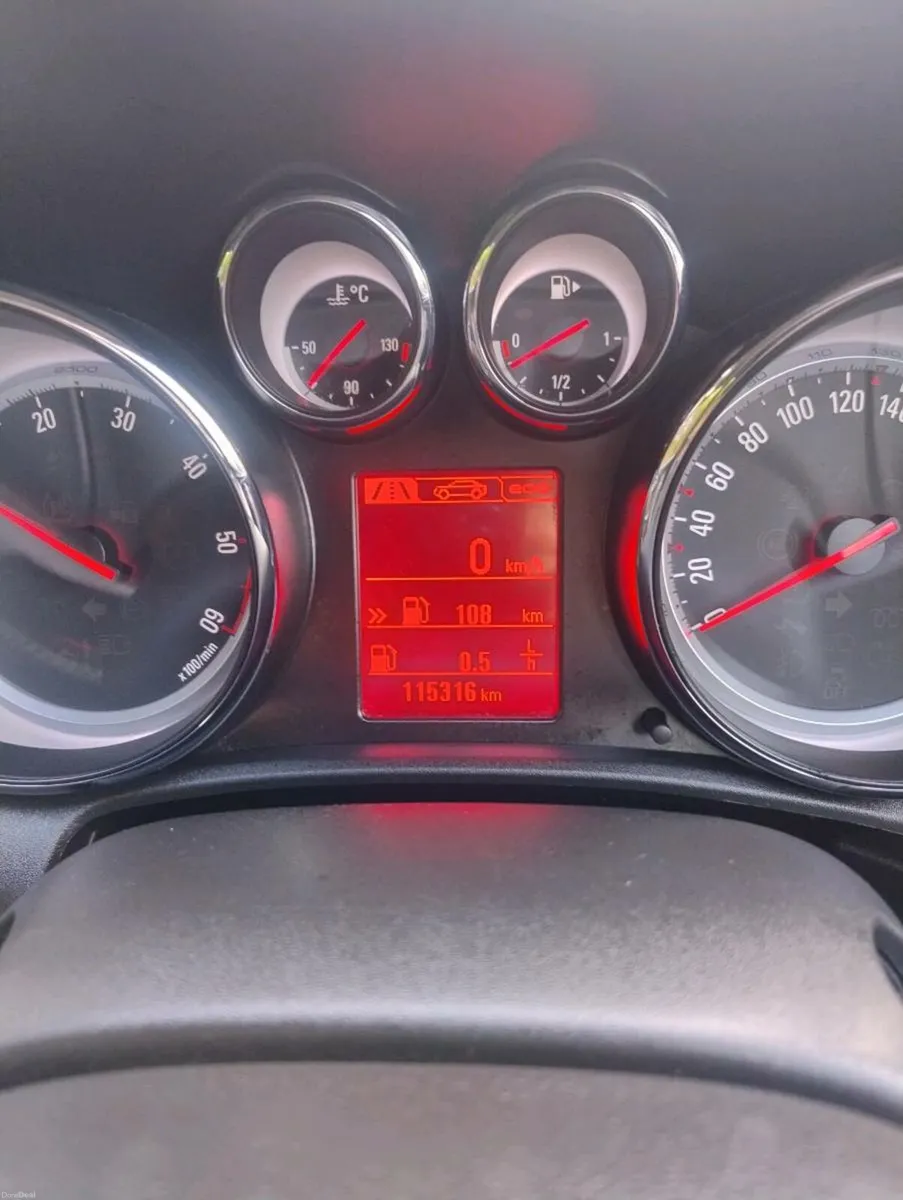 Opel Astra 2014 - Image 3