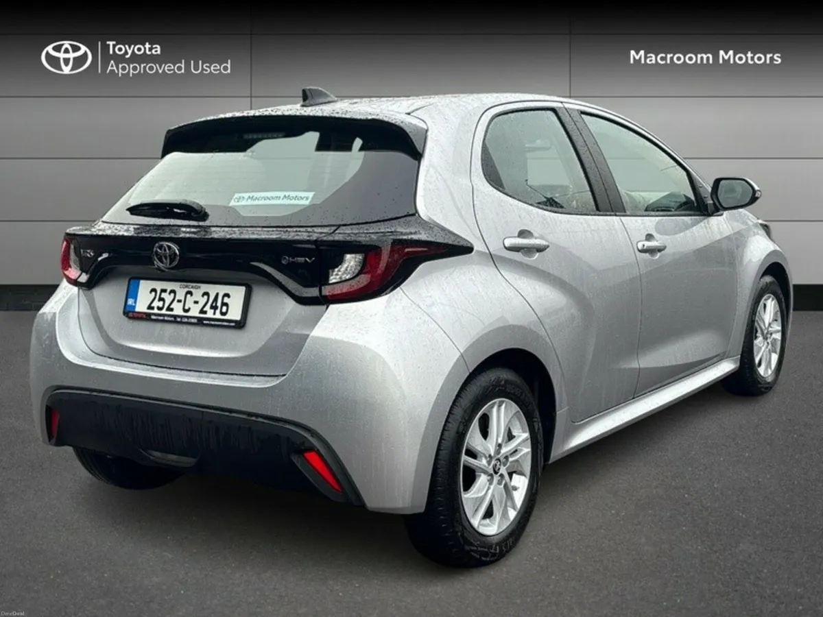 Toyota Yaris FRESH SELECTION OF TRADE-INS YARIS HY - Image 2