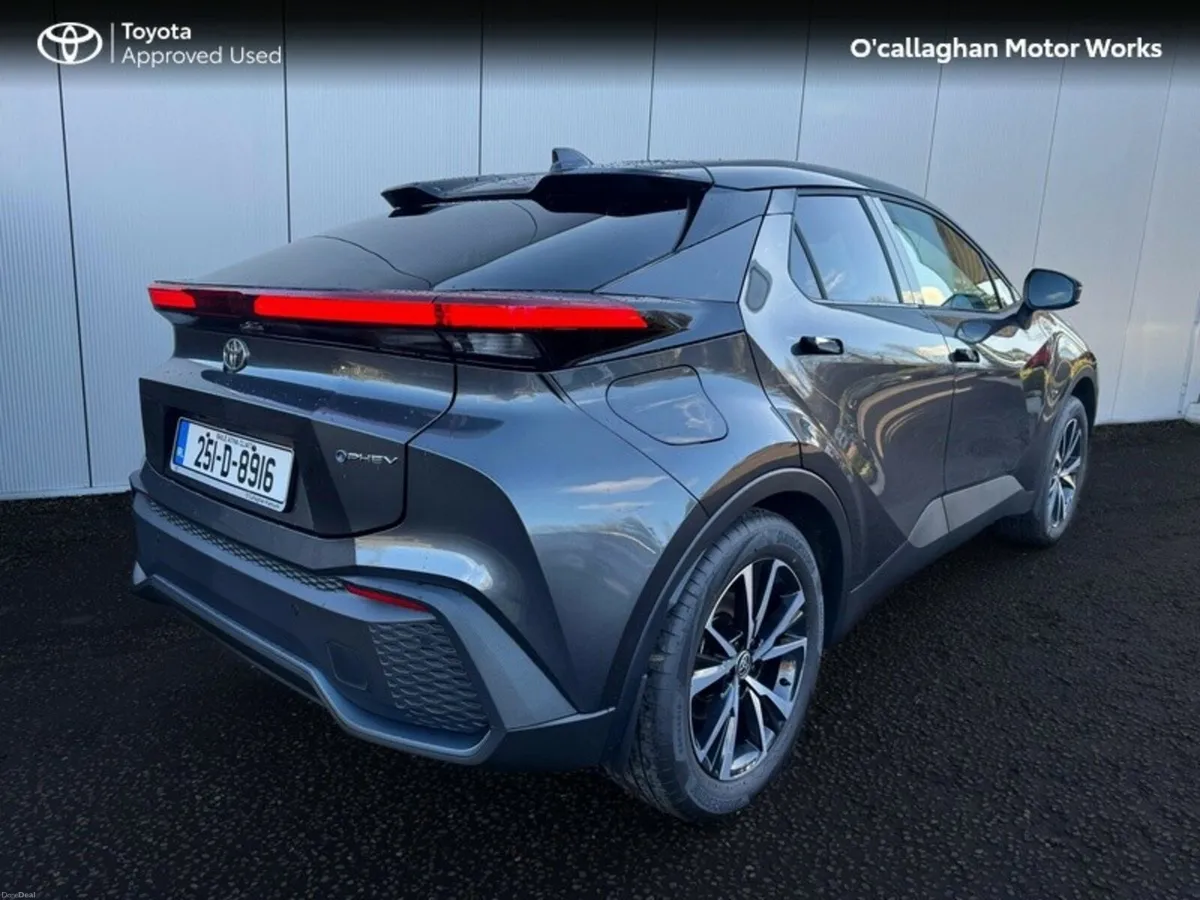 Toyota C-HR C-HR PHEV SPORT+ - Image 4