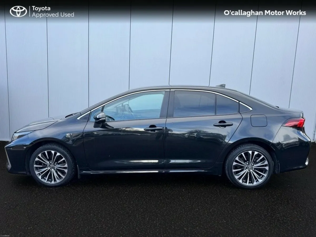 Toyota Corolla LUNA SPORT SALOON 4DR - Image 6