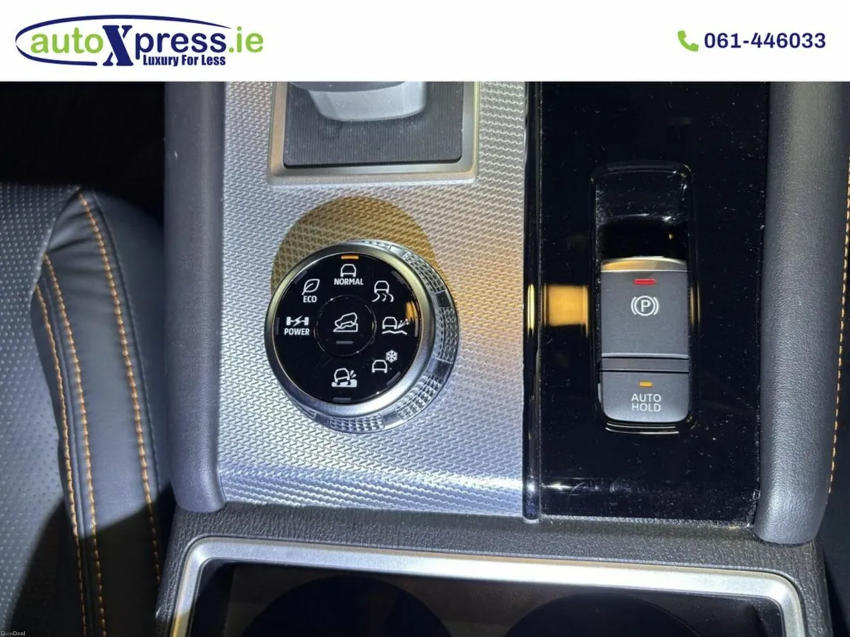 Mitsubishi Outlander PHEV 4WD P – LUXURY 7-SEATER - Image 4