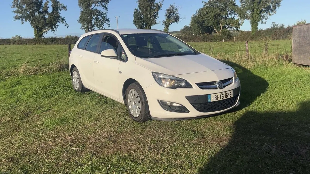 Vauxhall Astra - Image 1