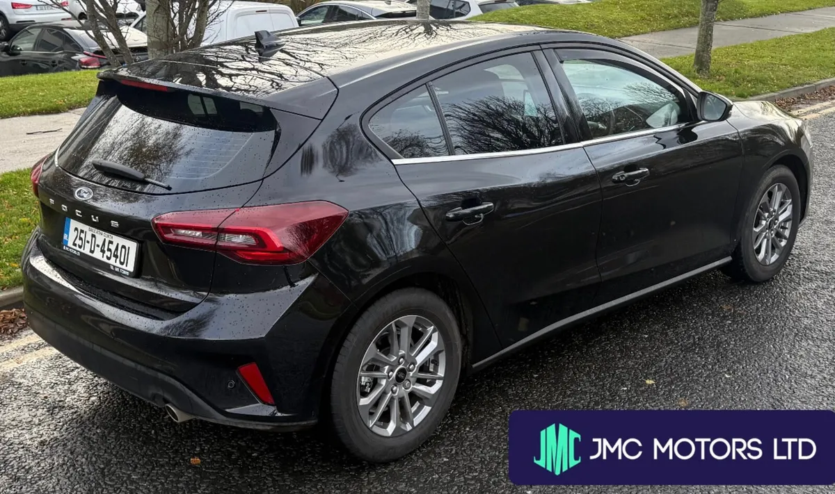 Ford Focus 2025 Titanium - Image 6
