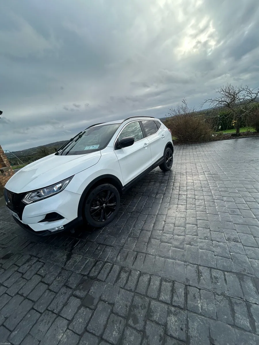Nissan Qashqai available due to time waster - Image 1