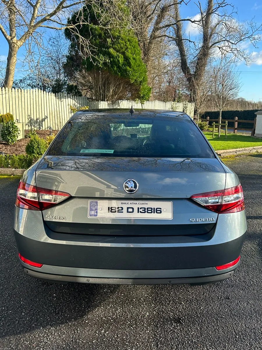 Skoda Superb 2.0L Low KM - Image 3