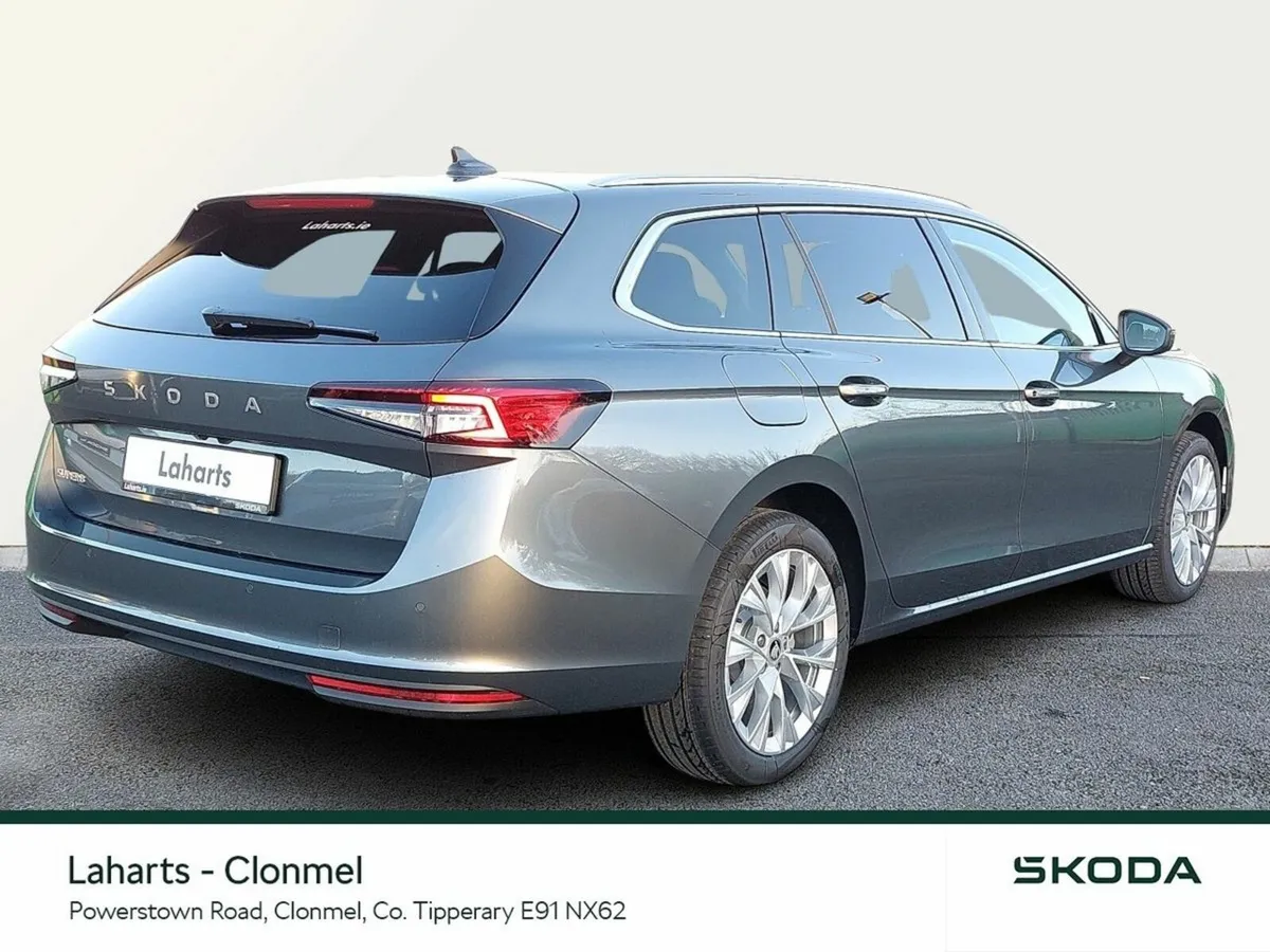 Skoda Superb COMBI SELECTION+ 2.0TDI 150HP DSG - Image 3