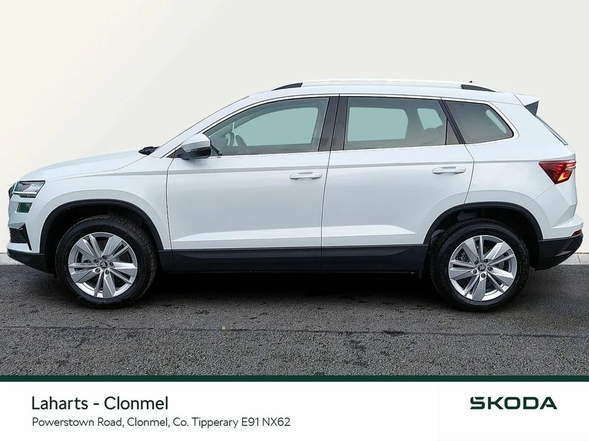 Skoda Karoq SELECTION 2.0TDI 115HP EX DEMO MASSIVE - Image 6